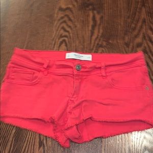 jean shorts red